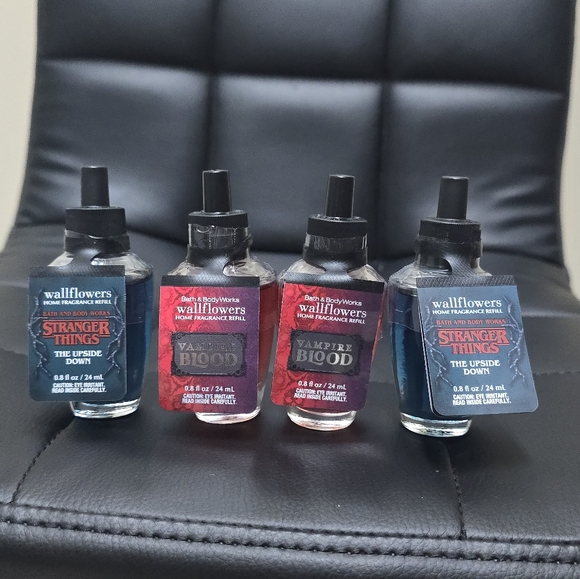 Halloween Wallflowers 4 refills bundle - Picture 1 of 4